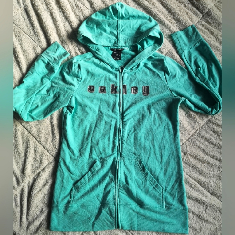 Oakley hoodie.